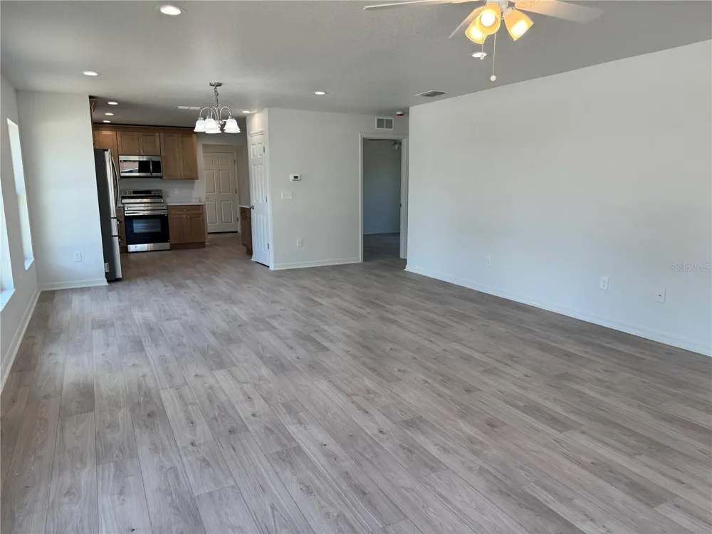 6024 12TH STREET Zephyrhills, FL 33542