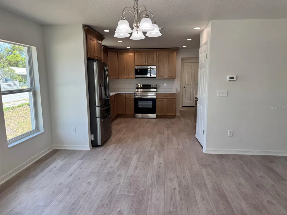 6024 12TH STREET Zephyrhills, FL 33542
