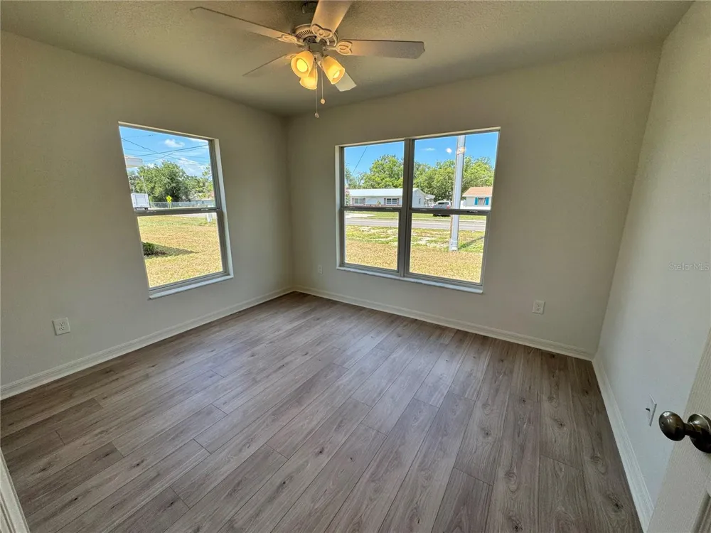 6024 12TH STREET Zephyrhills, FL 33542