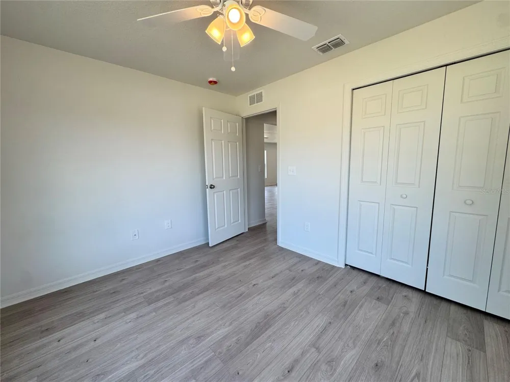 6024 12TH STREET Zephyrhills, FL 33542