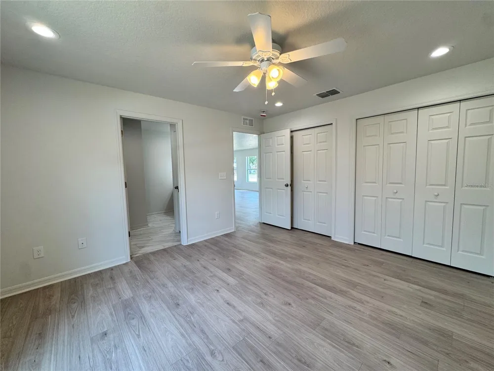 6024 12TH STREET Zephyrhills, FL 33542