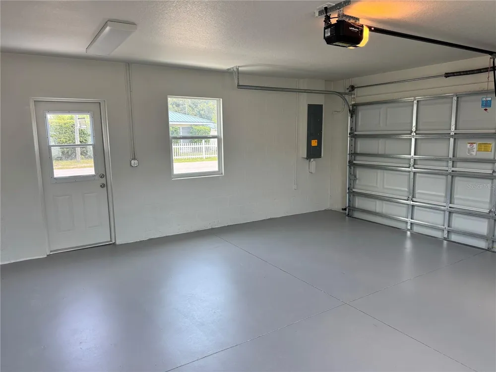 6024 12TH STREET Zephyrhills, FL 33542