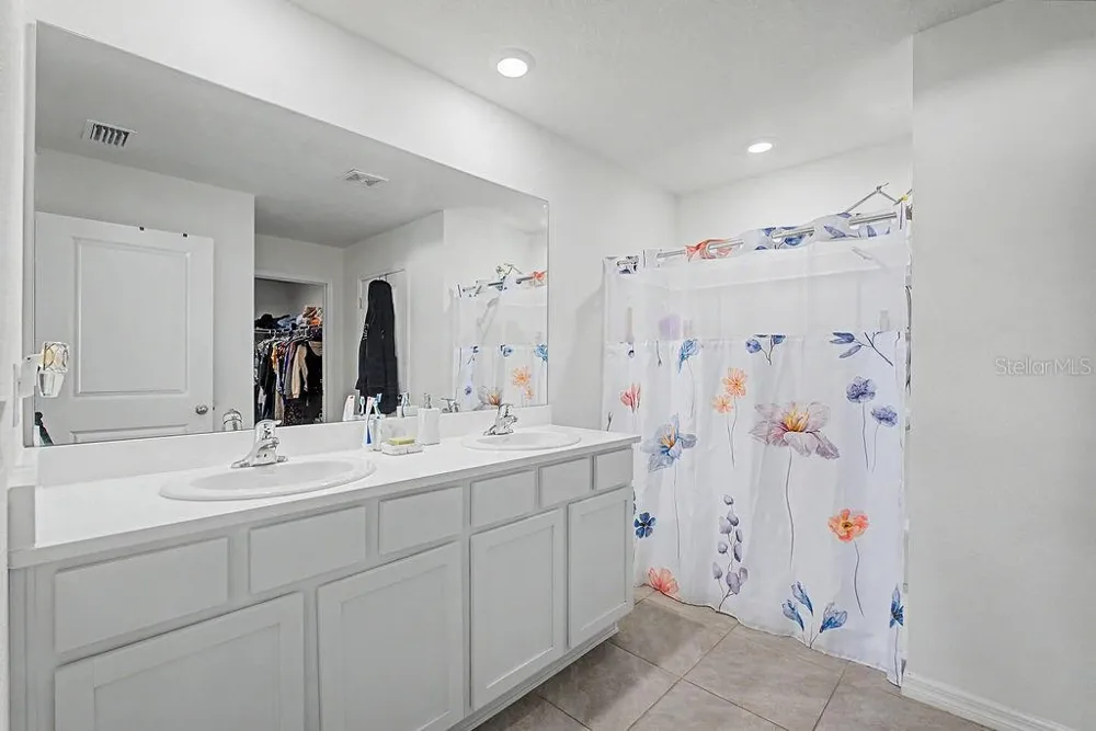 17070 NW 176TH WAY Alachua, FL 32615