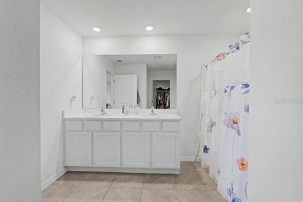 17070 NW 176TH WAY Alachua, FL 32615