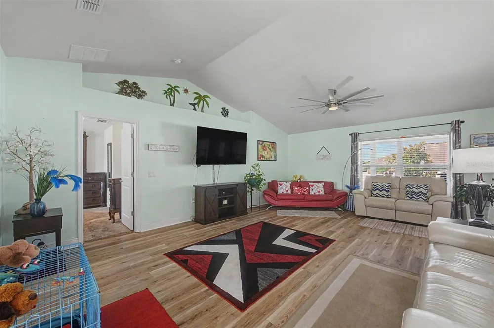 1621 DOVES VIEW CIRCLE Auburndale, FL 33823