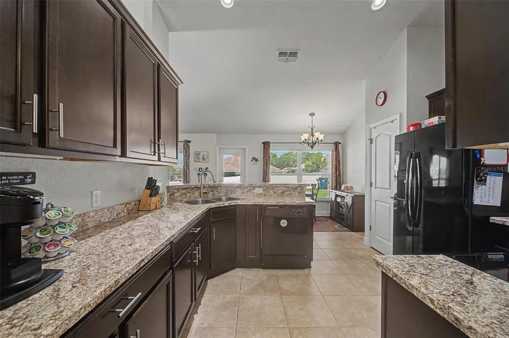 1621 DOVES VIEW CIRCLE Auburndale, FL 33823