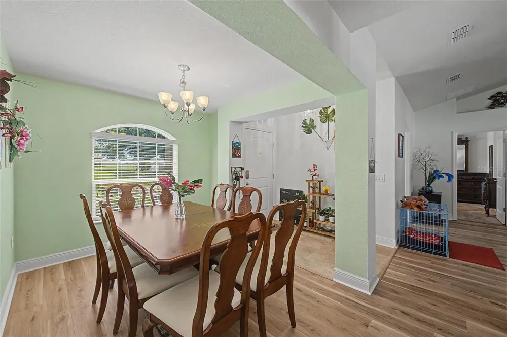 1621 DOVES VIEW CIRCLE Auburndale, FL 33823