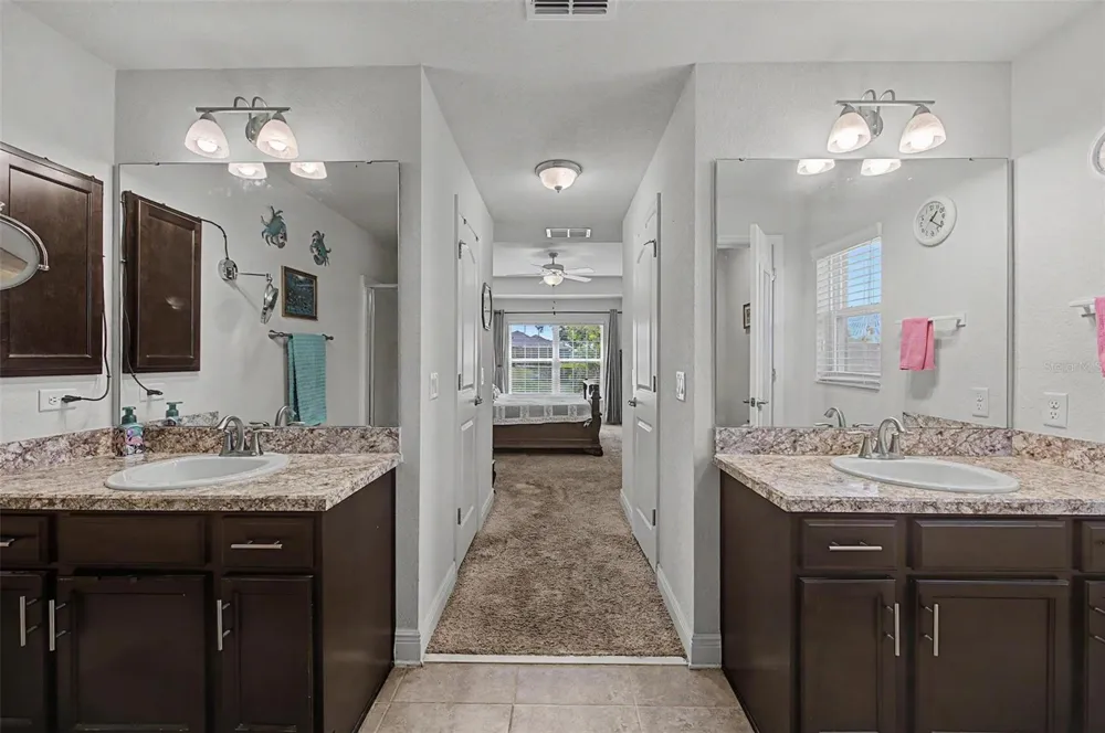 1621 DOVES VIEW CIRCLE Auburndale, FL 33823