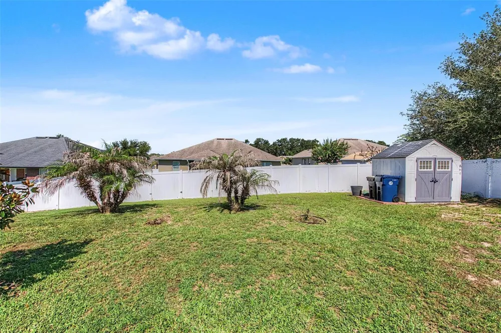 1621 DOVES VIEW CIRCLE Auburndale, FL 33823