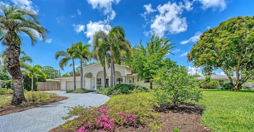 2465 FOSTER LANE Sarasota, FL 34239