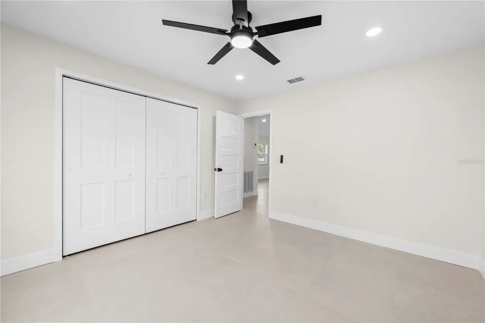 9086 GROVE ROAD Brooksville, FL 34613