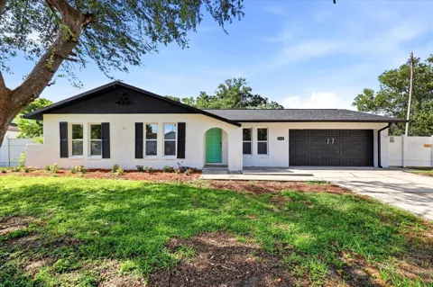 3304 KING RICHARD COURT