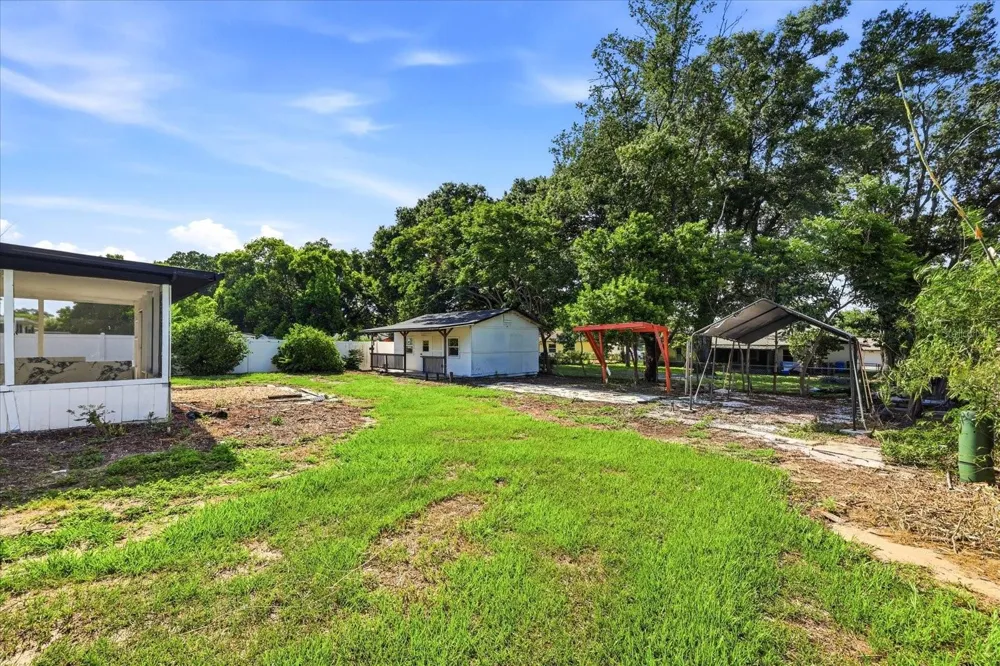 3304 KING RICHARD COURT Seffner, FL 33584