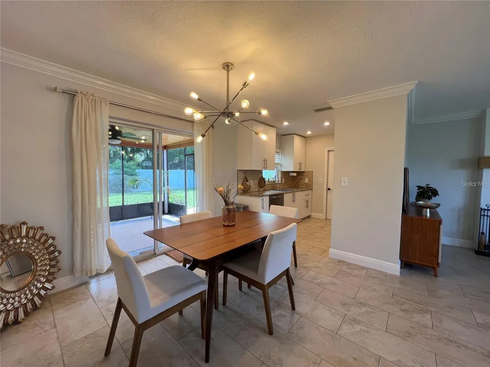 3748 MANATEE DRIVE SE St Petersburg, FL 33705