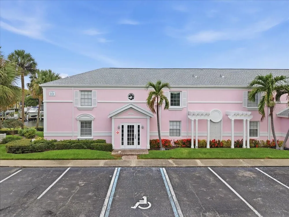 4843 COQUINA KEY DRIVE SE #A St Petersburg, FL 33705