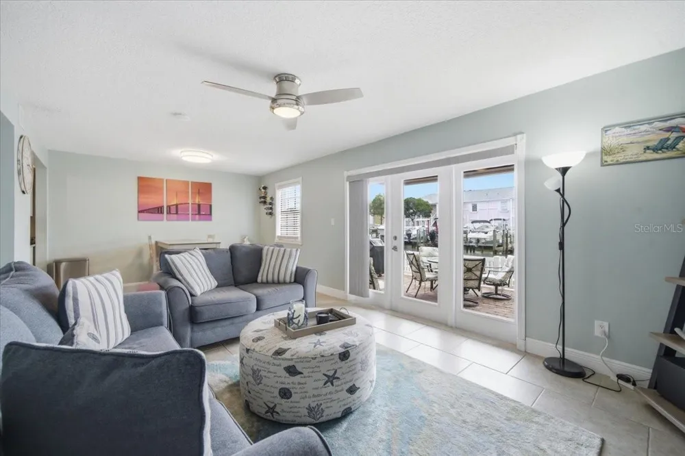 4843 COQUINA KEY DRIVE SE #A St Petersburg, FL 33705