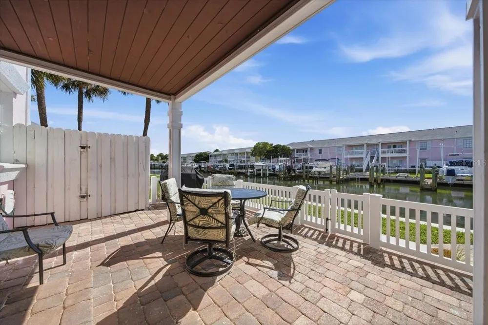 4843 COQUINA KEY DRIVE SE #A St Petersburg, FL 33705