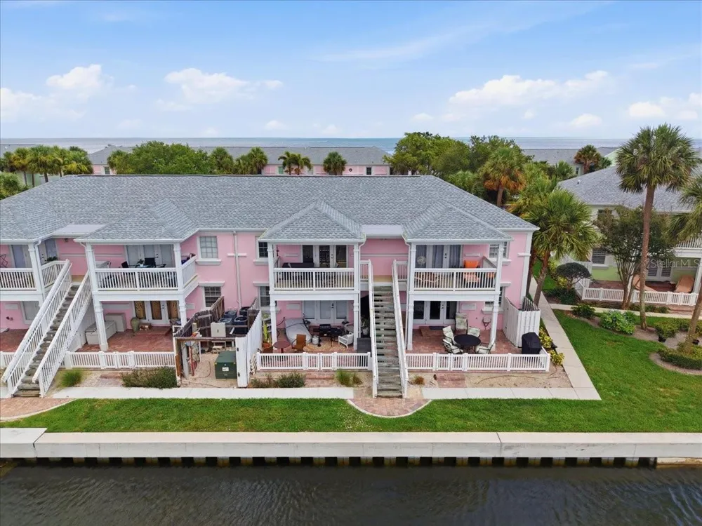 4843 COQUINA KEY DRIVE SE #A St Petersburg, FL 33705