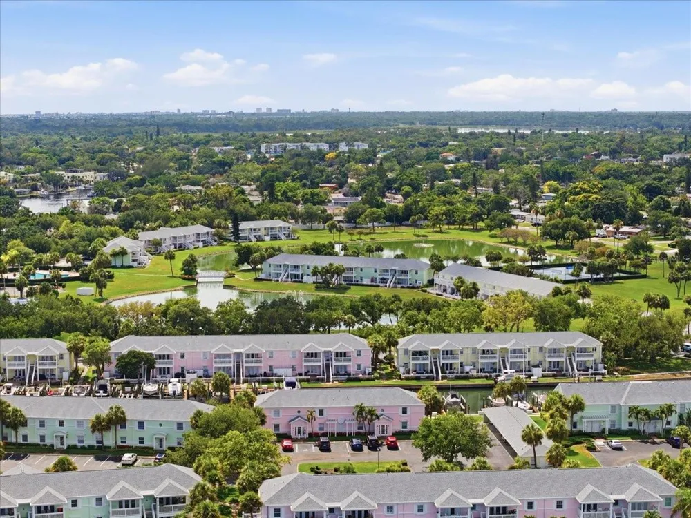 4843 COQUINA KEY DRIVE SE #A St Petersburg, FL 33705