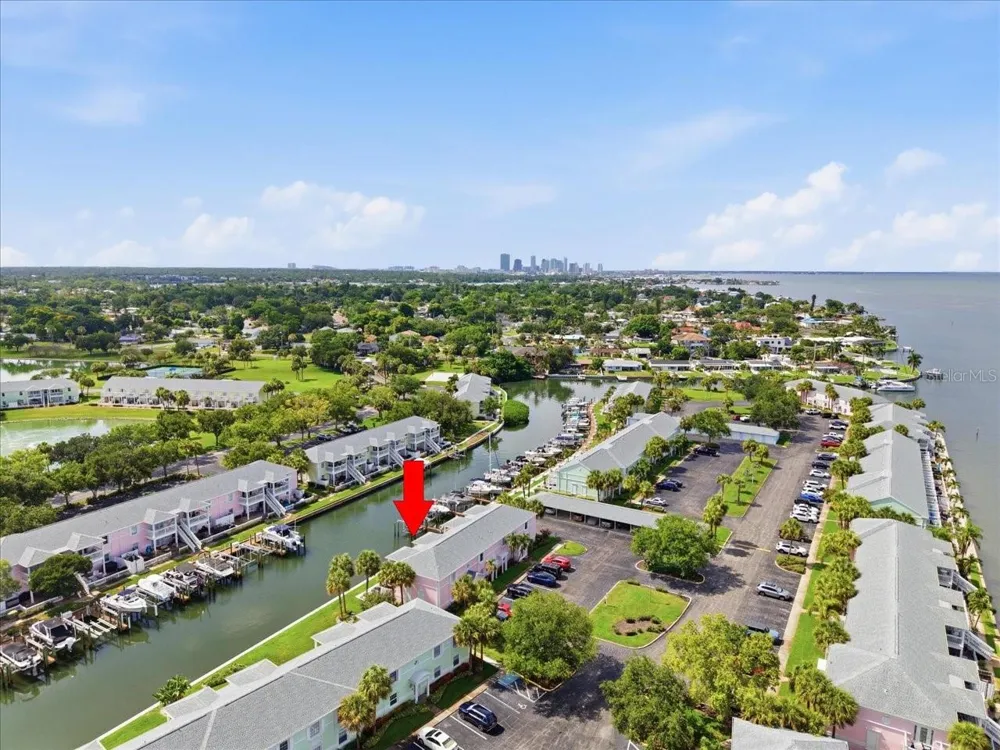 4843 COQUINA KEY DRIVE SE #A St Petersburg, FL 33705