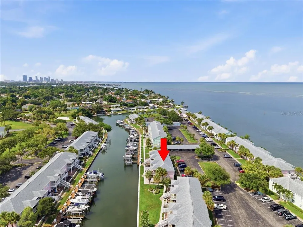 4843 COQUINA KEY DRIVE SE #A St Petersburg, FL 33705