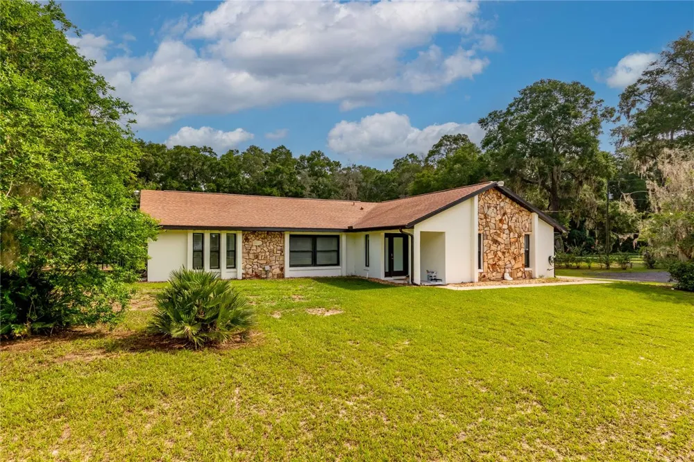 2735 NE 127TH PLACE Anthony, FL 32617