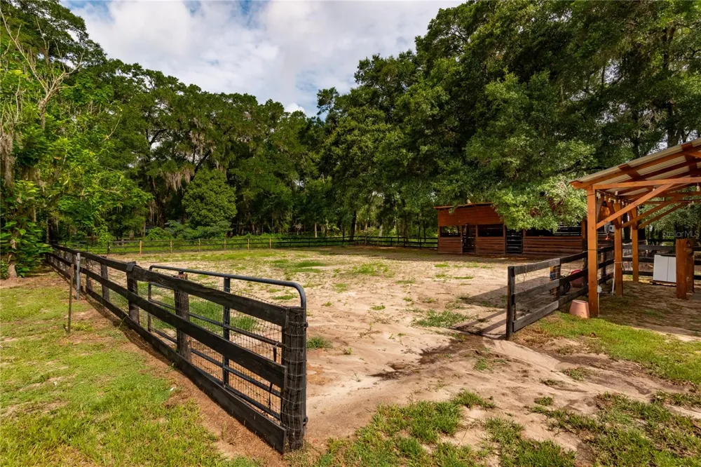 2735 NE 127TH PLACE Anthony, FL 32617