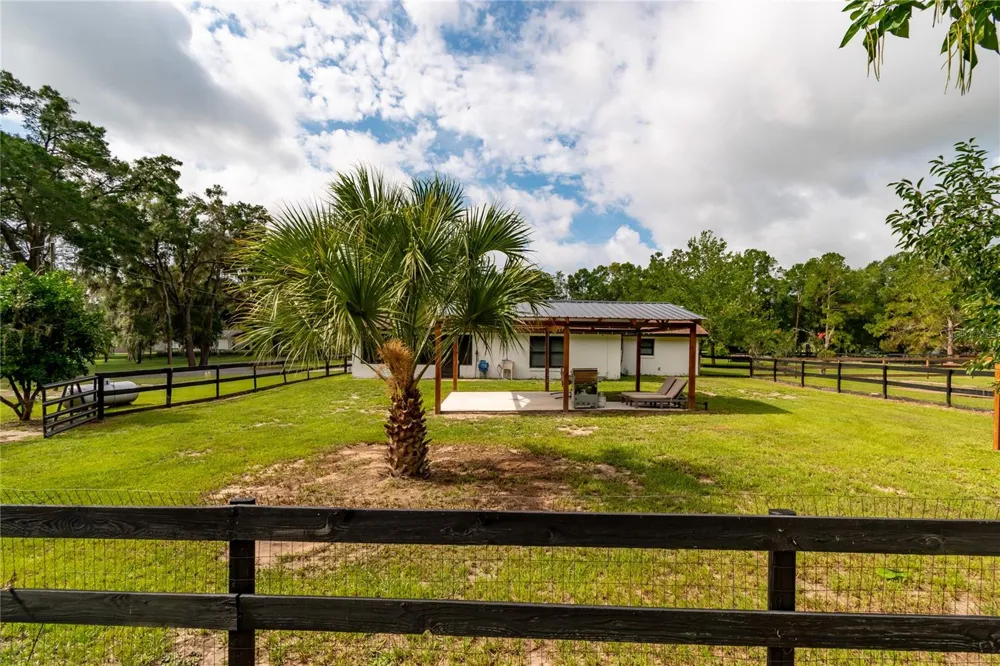 2735 NE 127TH PLACE Anthony, FL 32617
