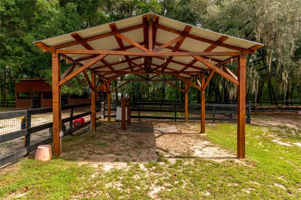 2735 NE 127TH PLACE Anthony, FL 32617