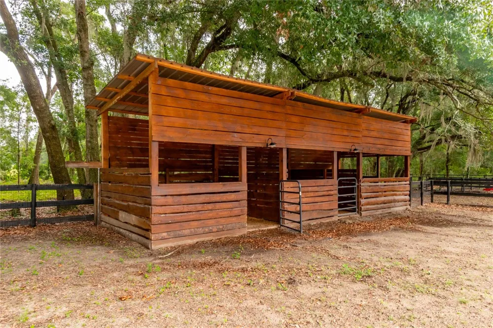 2735 NE 127TH PLACE Anthony, FL 32617