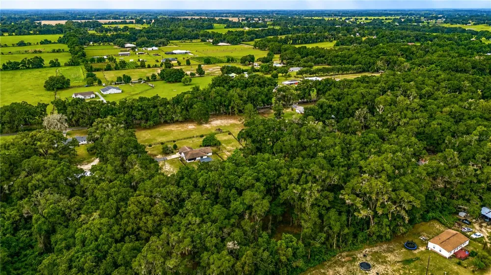 2735 NE 127TH PLACE Anthony, FL 32617