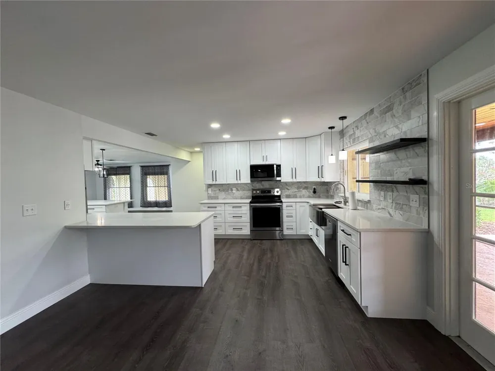 1809 STELLA COURT Lakeland, FL 33813