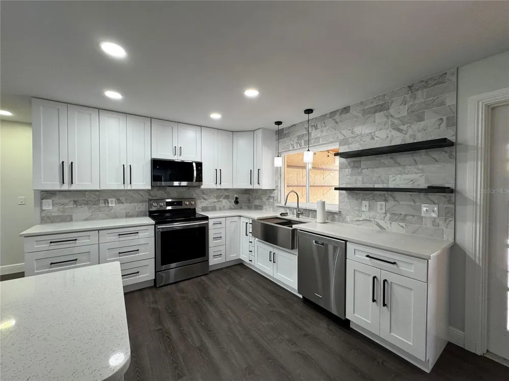 1809 STELLA COURT Lakeland, FL 33813