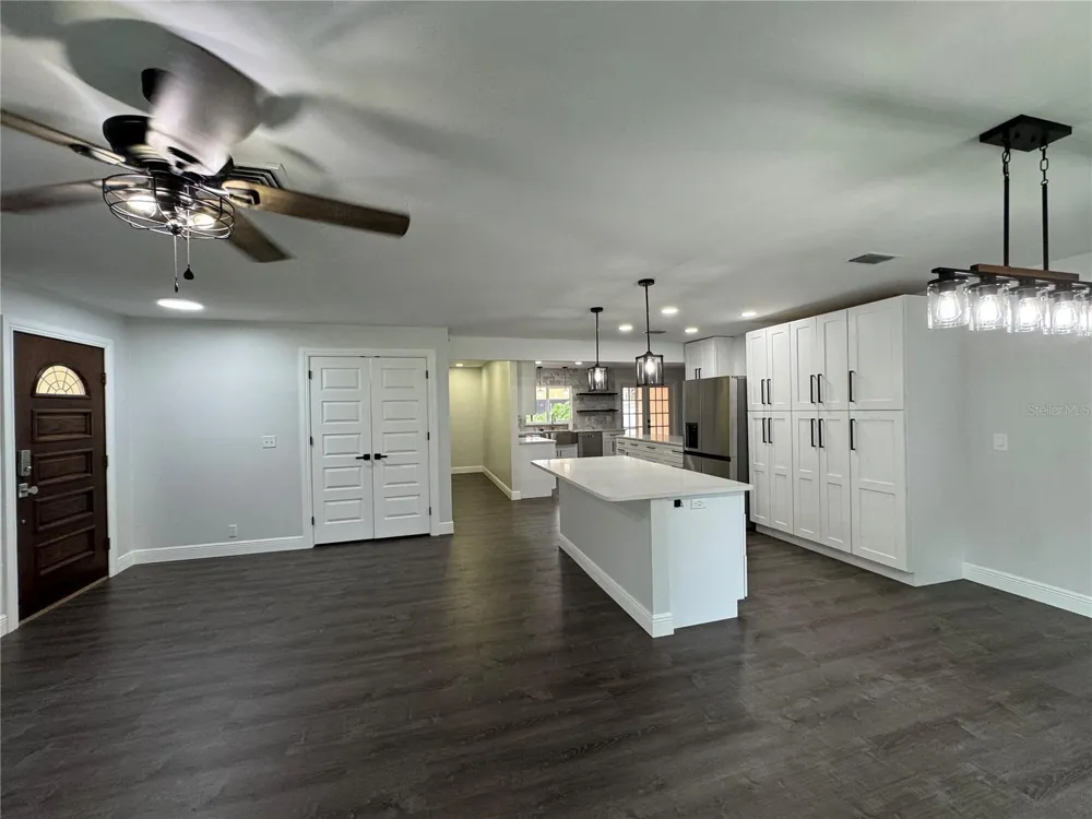1809 STELLA COURT Lakeland, FL 33813