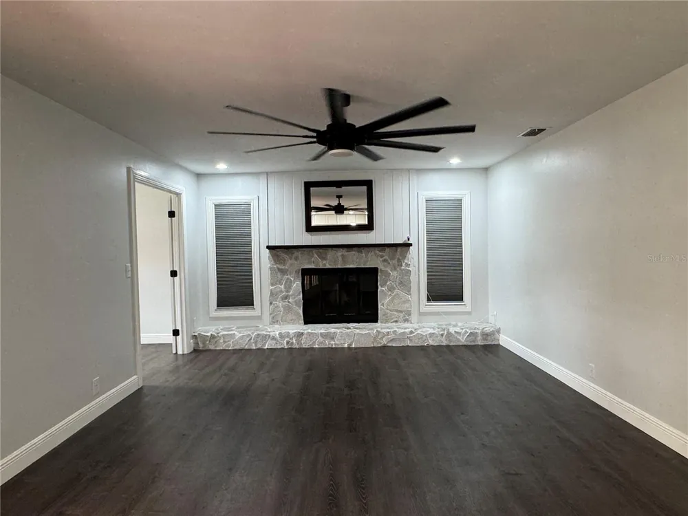 1809 STELLA COURT Lakeland, FL 33813