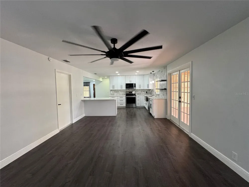 1809 STELLA COURT Lakeland, FL 33813
