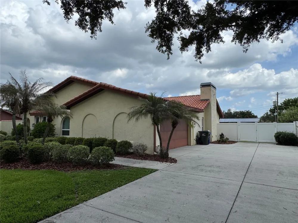 1809 STELLA COURT Lakeland, FL 33813
