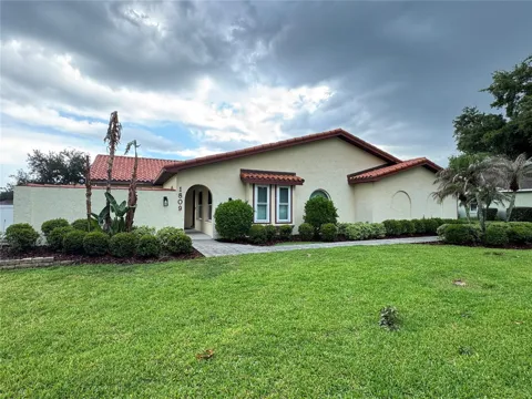 1809 STELLA COURT