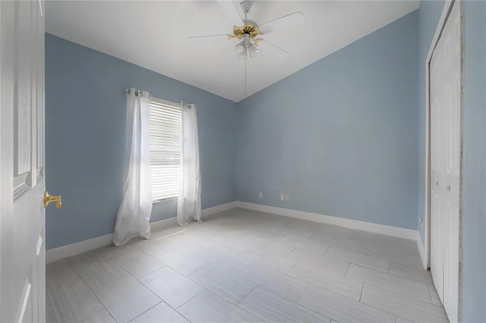 11820 EASTHAMPTON DRIVE Tampa, FL 33626