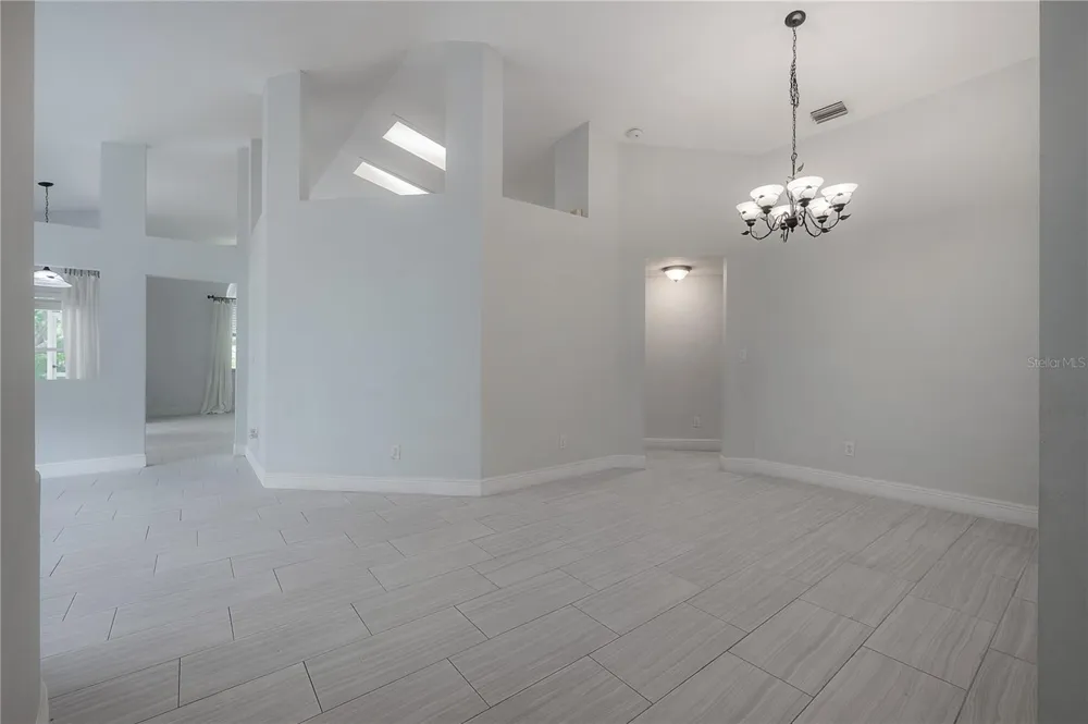 11820 EASTHAMPTON DRIVE Tampa, FL 33626
