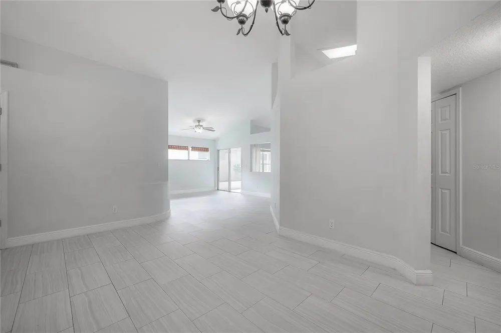 11820 EASTHAMPTON DRIVE Tampa, FL 33626