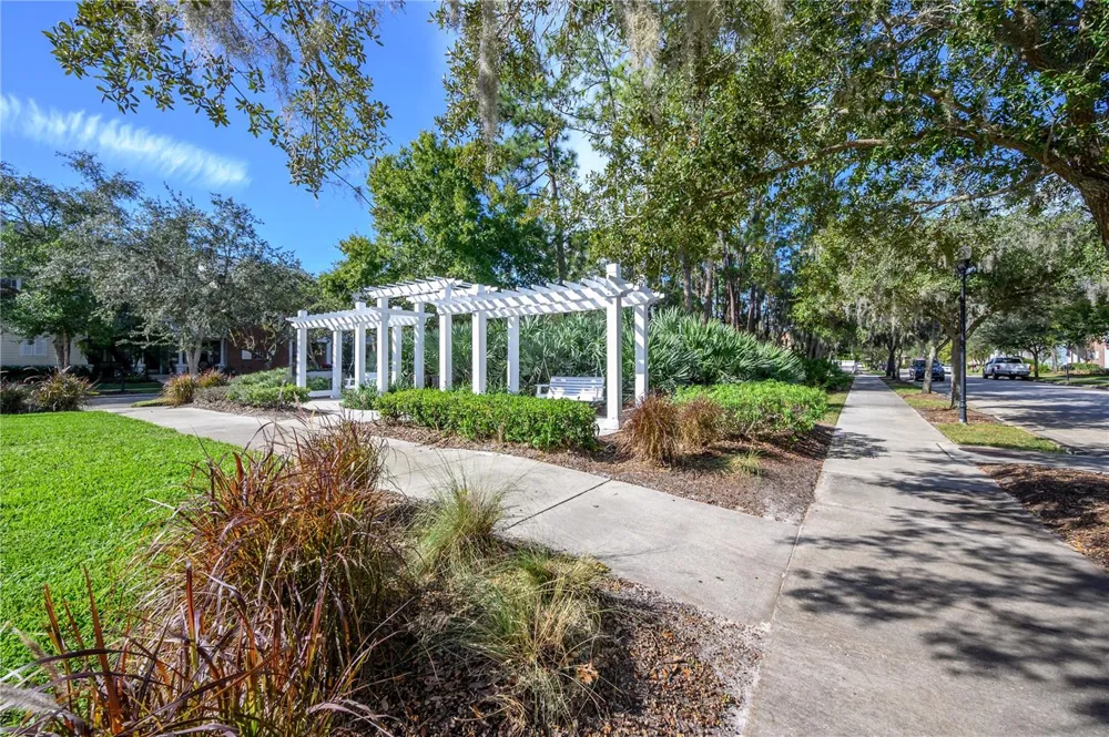 11820 EASTHAMPTON DRIVE Tampa, FL 33626