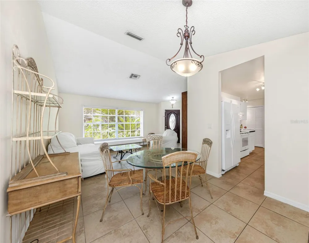 2437 HAWK AVENUE Palm Harbor, FL 34683