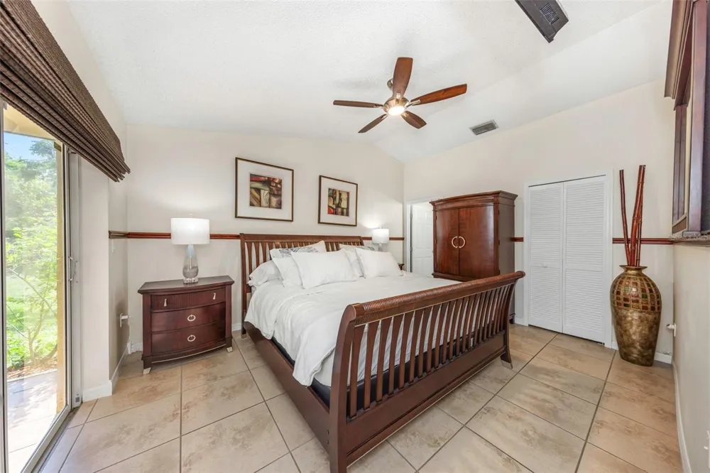 2437 HAWK AVENUE Palm Harbor, FL 34683