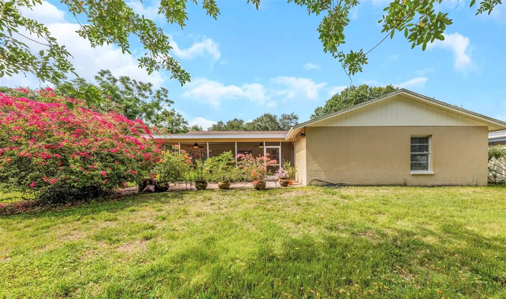2437 HAWK AVENUE Palm Harbor, FL 34683