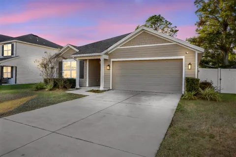 896 NW 253RD DRIVE