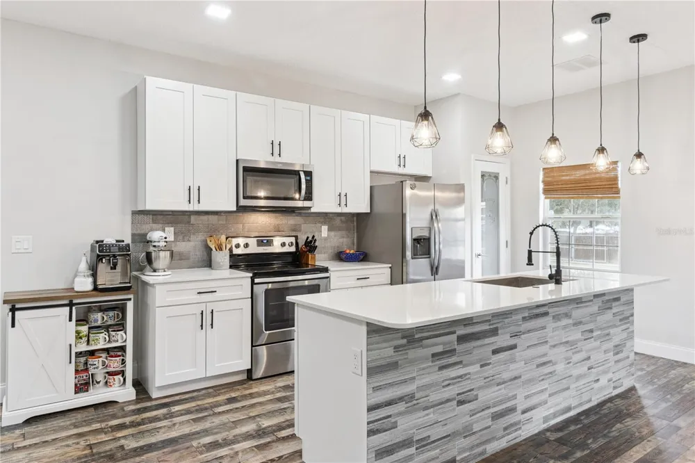 945 GORDON AVENUE Bartow, FL 33830