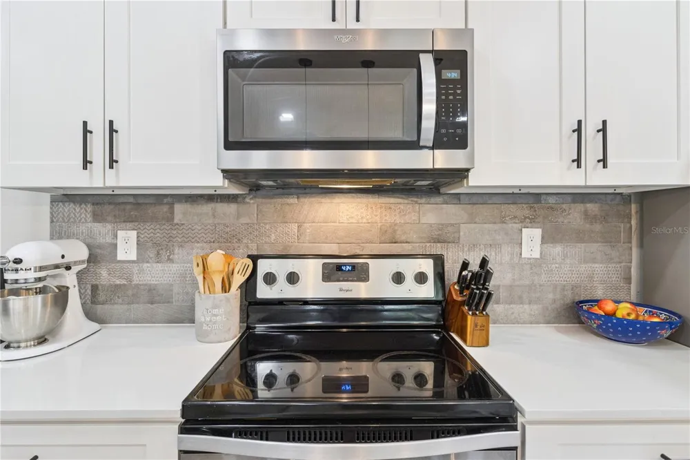 945 GORDON AVENUE Bartow, FL 33830