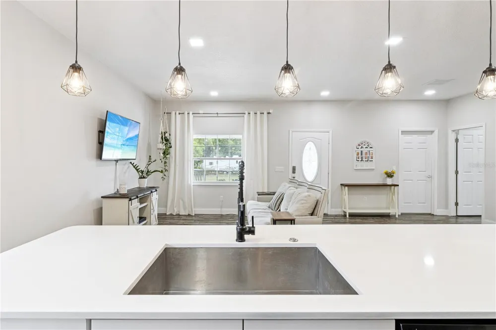 945 GORDON AVENUE Bartow, FL 33830