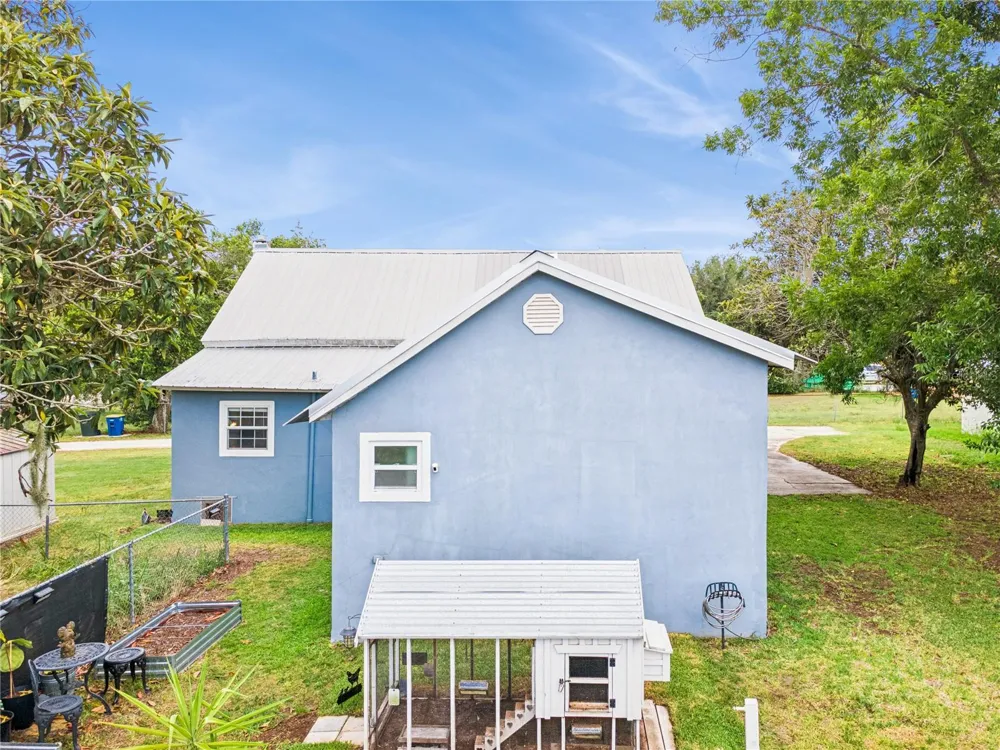 945 GORDON AVENUE Bartow, FL 33830